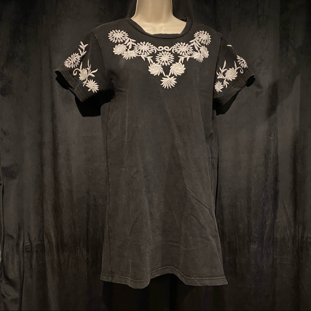 LA Hearts Embroidered Tee Shirt Dress